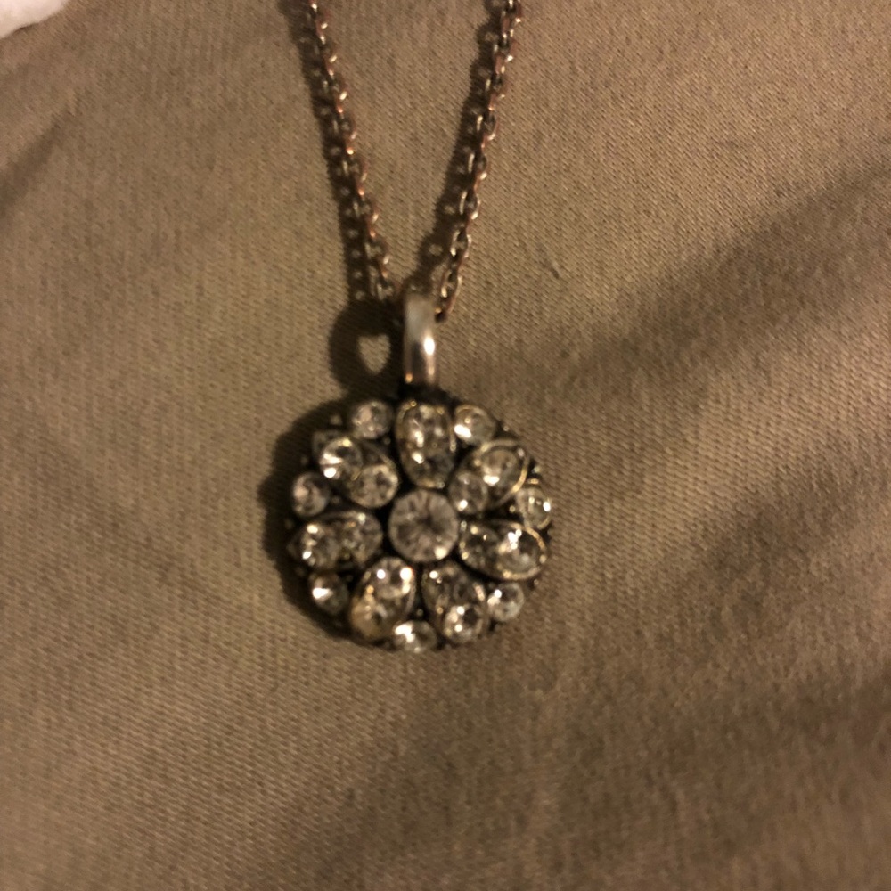 Mariana guardian angel necklace